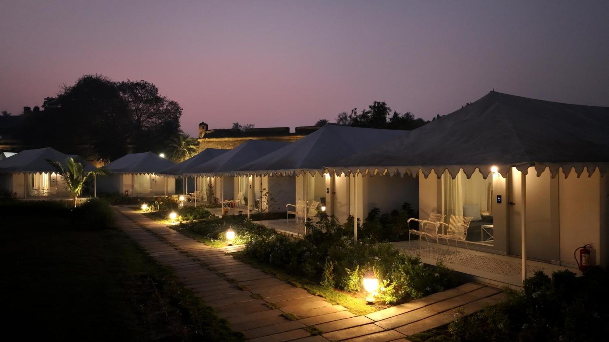 The Fern Seaside Luxurious Tent Resort Даман Екстер'єр фото