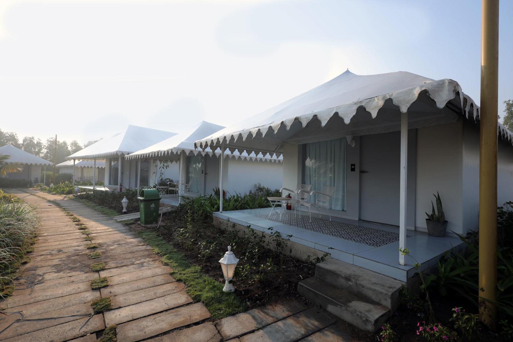 The Fern Seaside Luxurious Tent Resort Даман Екстер'єр фото